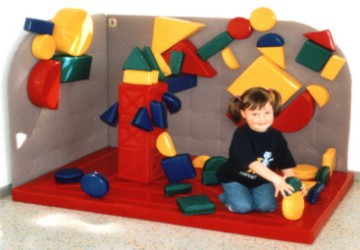 Spielecke, Lachnitt-Design